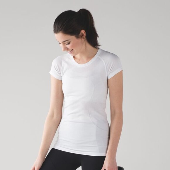 lululemon athletica Tops - Lululemon Women's Swiftly Tech Short Sleeve Crew - White